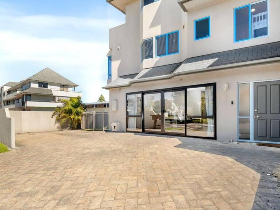 Riviera Retreat - in the heart of the Mount view 5