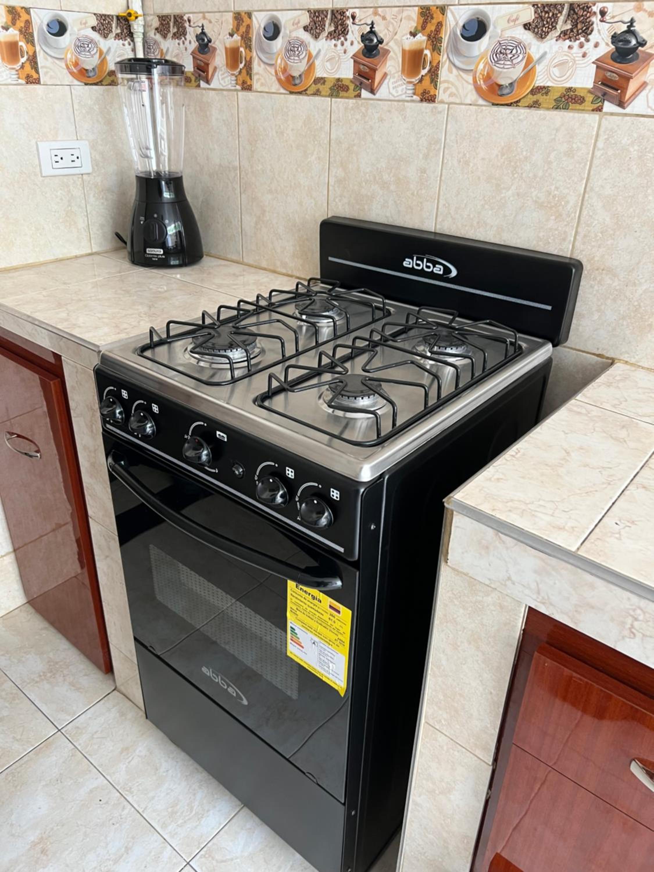 Hermoso apartamento cerca al aeropuerto!