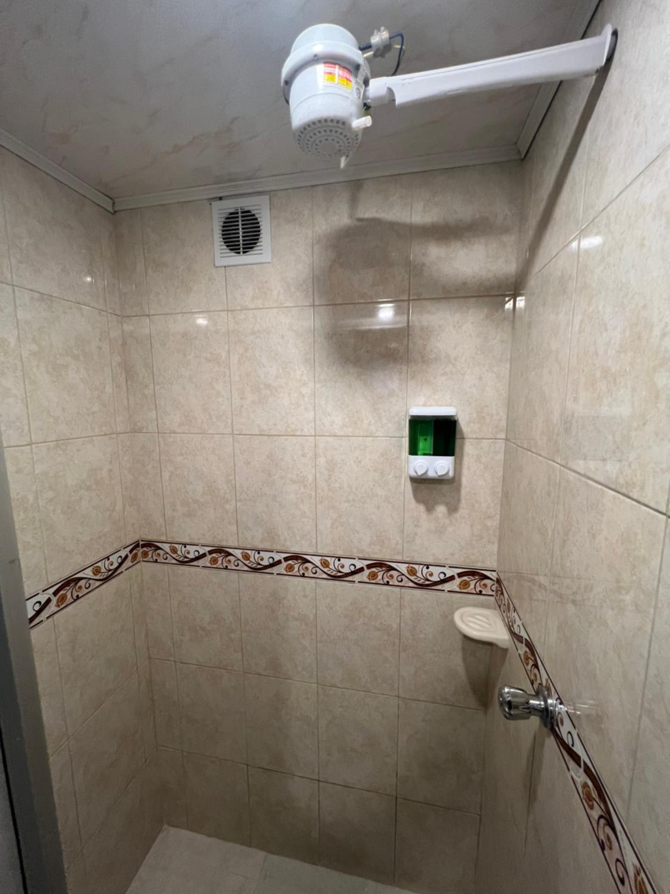 Hermoso apartamento cerca al aeropuerto!