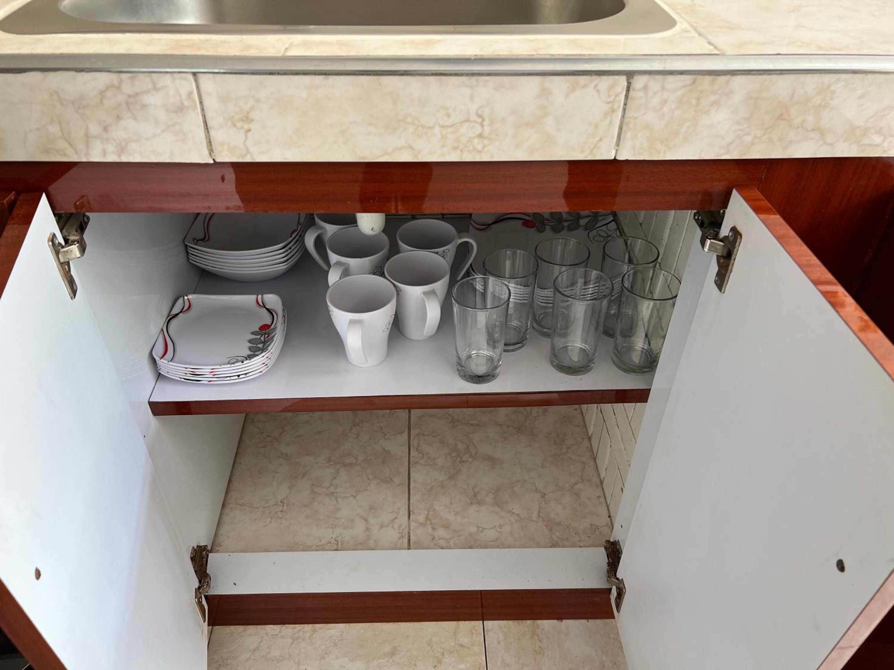 Hermoso apartamento cerca al aeropuerto!