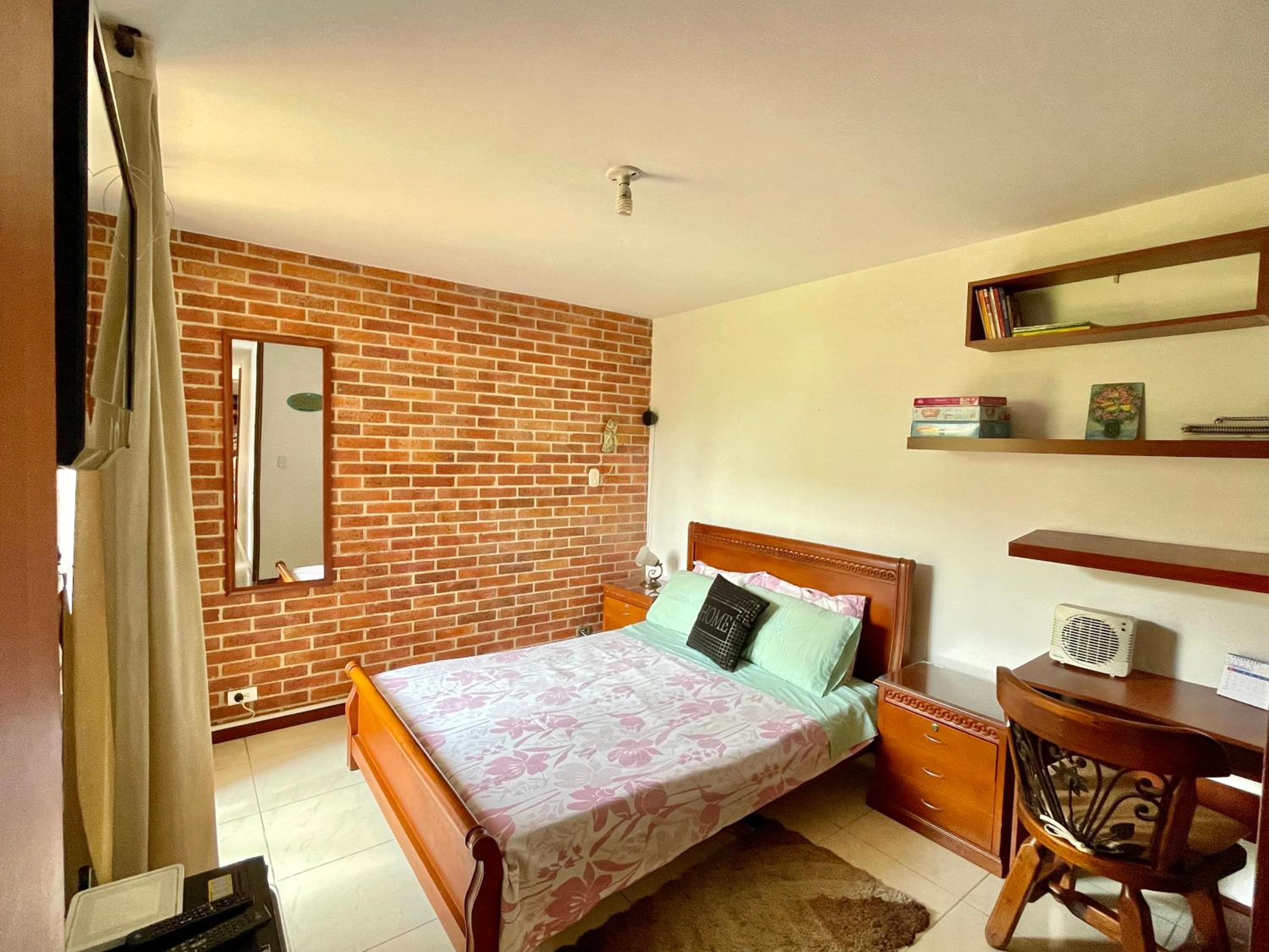 Habitación dentro de un Apartamento compartido