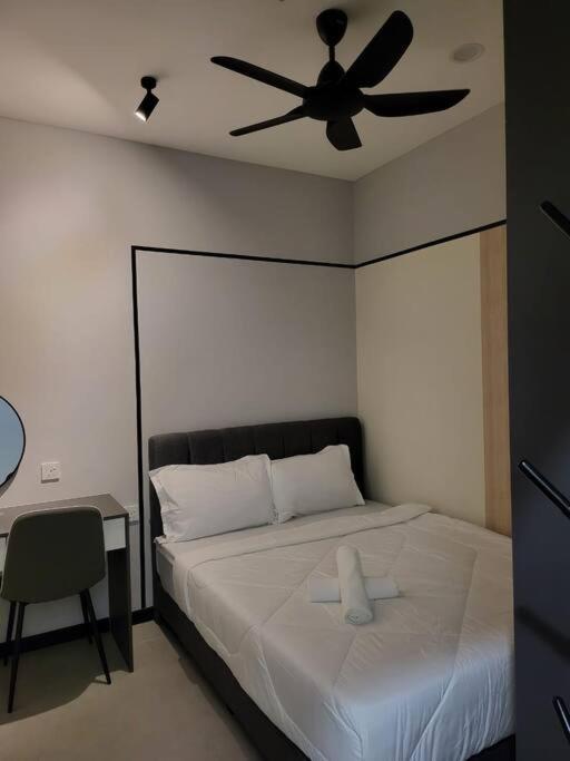 Neu Suite Ampang, LRT Jelatek, Gleneagles Hospital