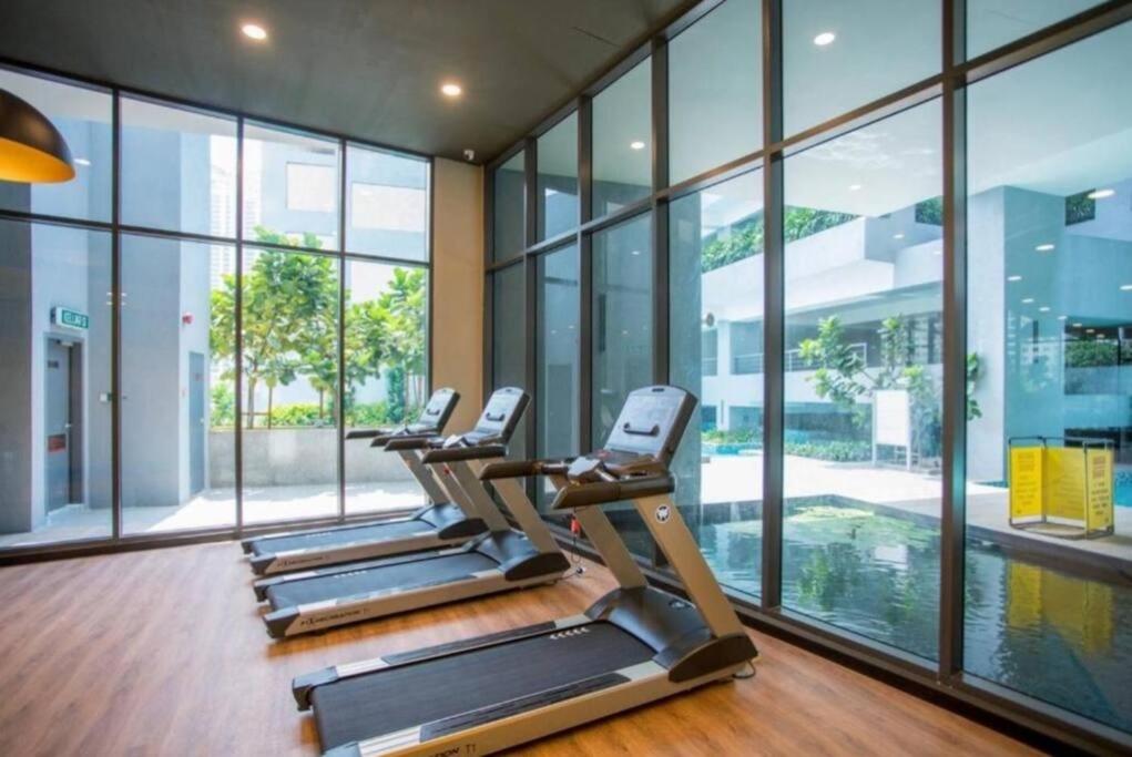 Neu Suite Ampang, LRT Jelatek, Gleneagles Hospital