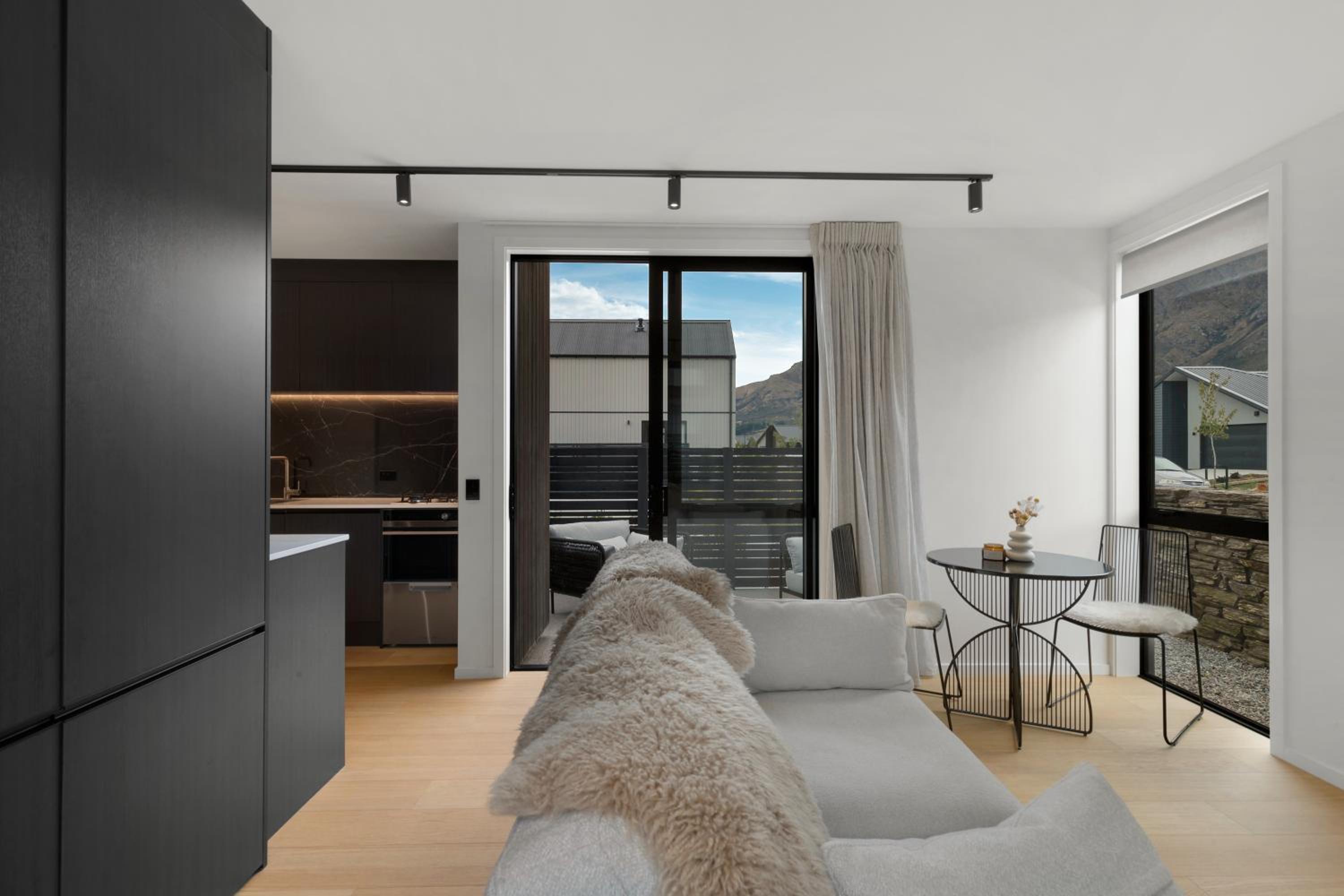 Woolshed retreat - Queenstown view 4
