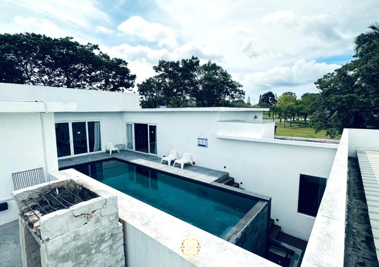 The Luxurious 245, A Famosa Melaka photo 8