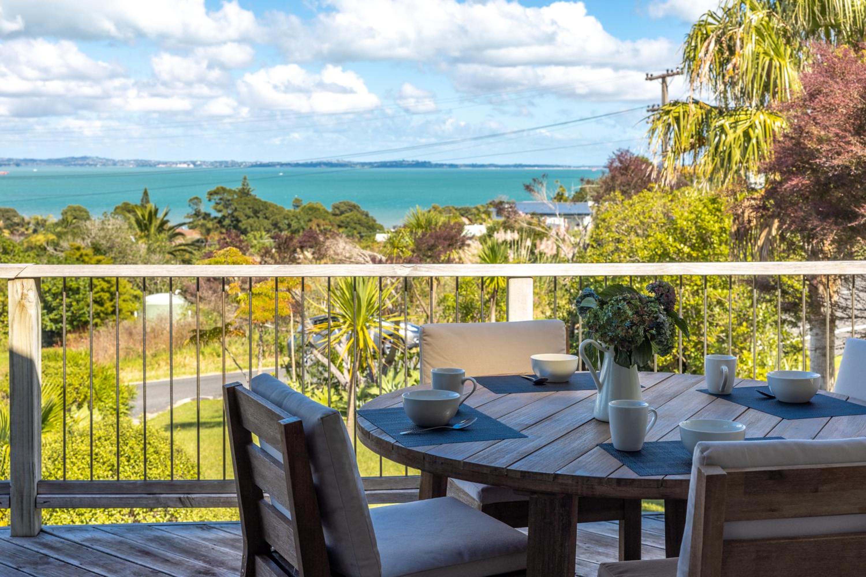 Surfdale Sunspot Spa Escape Waiheke view 3