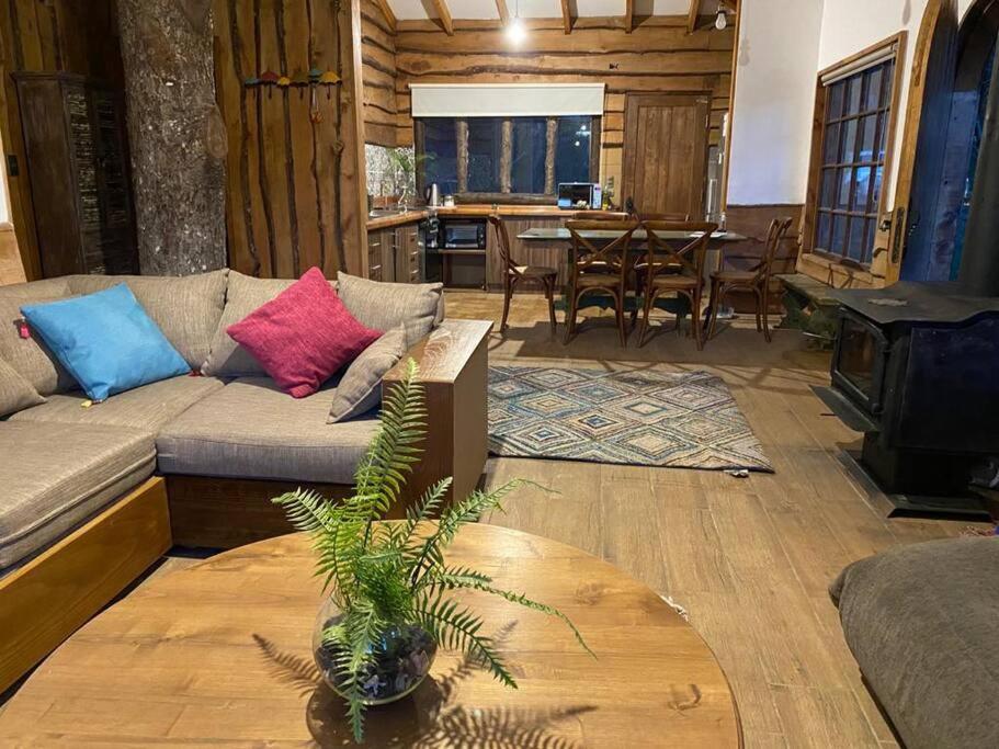 Casa Familiar a orilla de laguna