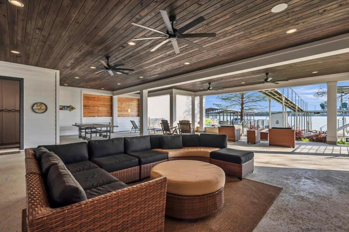 Campa Royale with Concierge Services, photo 42
