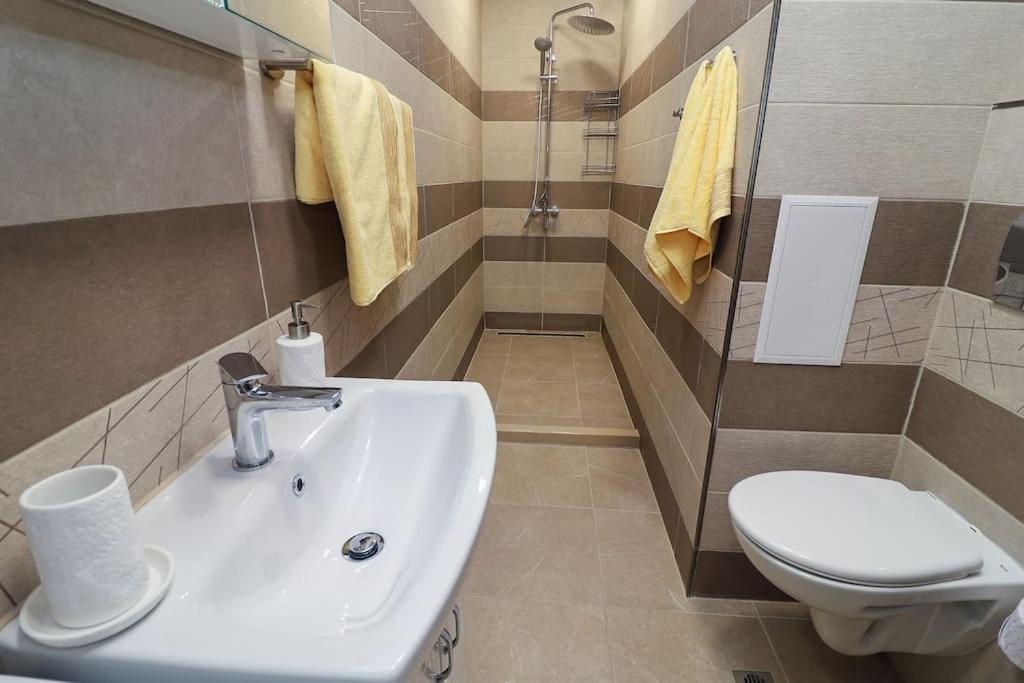 Cherkovna Residence Apartment plus GARAGE !!!