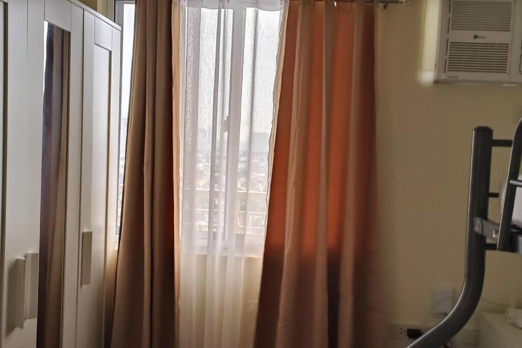 DMCI TheOrabella QC,1 BR w/bal in Cubao38sqm condo view 5