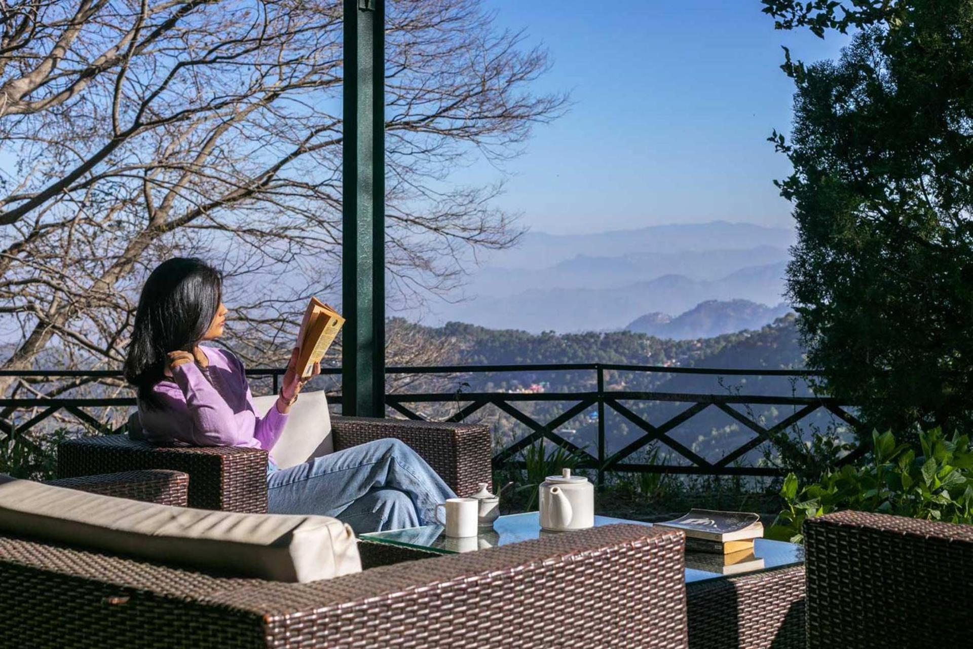 StayVista at Padam Hill 3BR Pet Friendly Villa with Lawn at Kasauli view 4