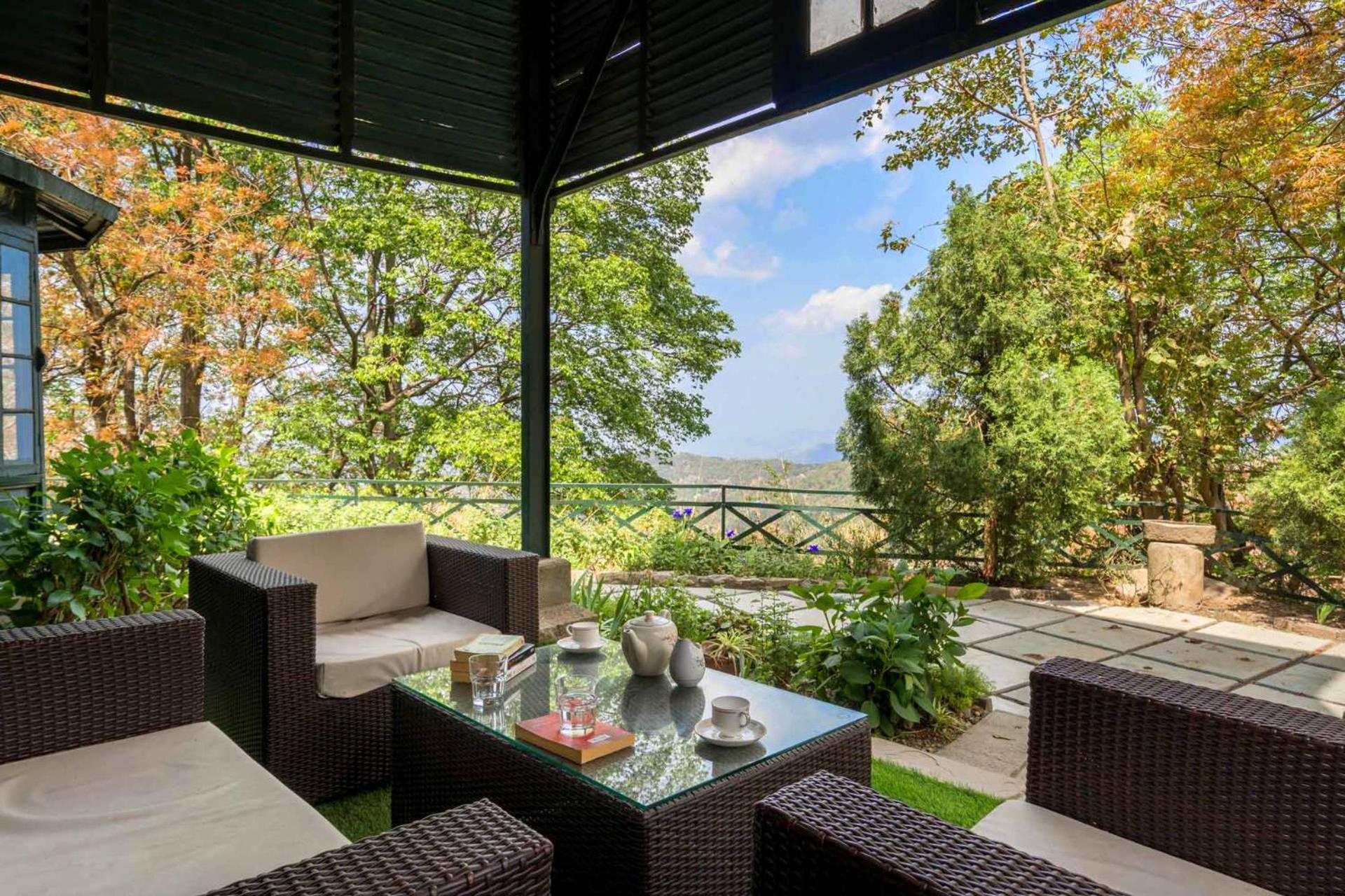 StayVista at Padam Hill 3BR Pet Friendly Villa with Lawn at Kasauli view 3
