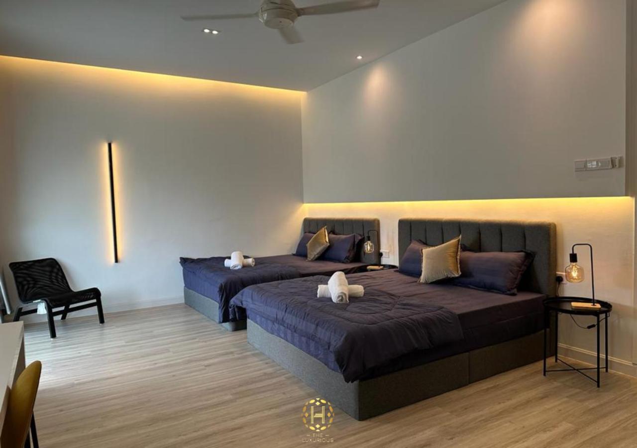 The Luxurious 168 Cruise, Melaka view 5