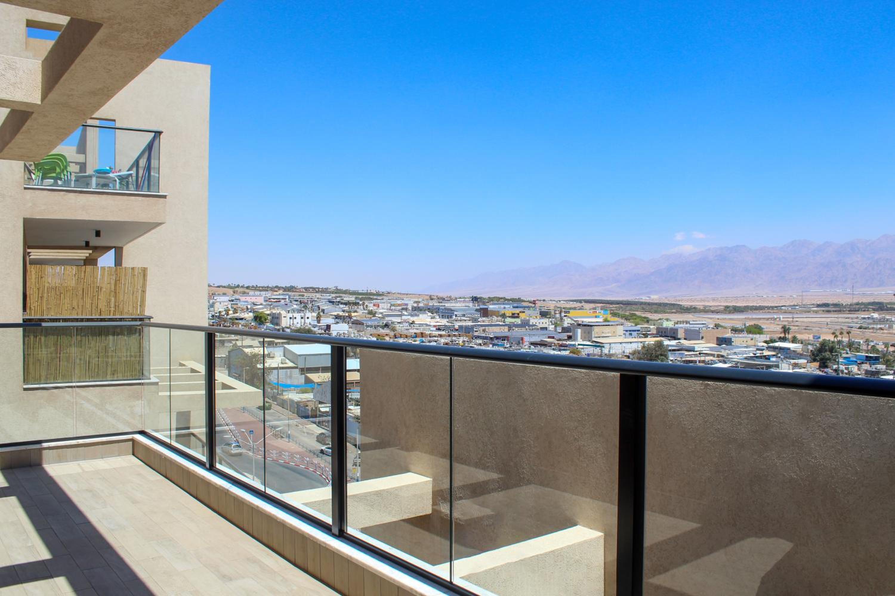 Luxury Suite Apartment #61 By Hashdera Eilat view 4