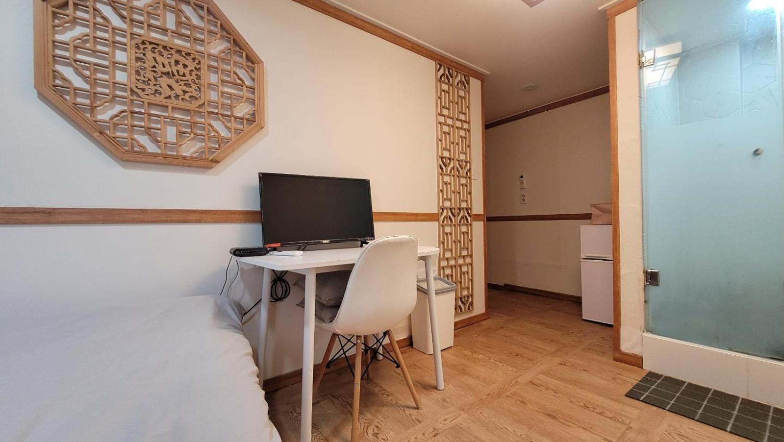 Huesik Guesthouse