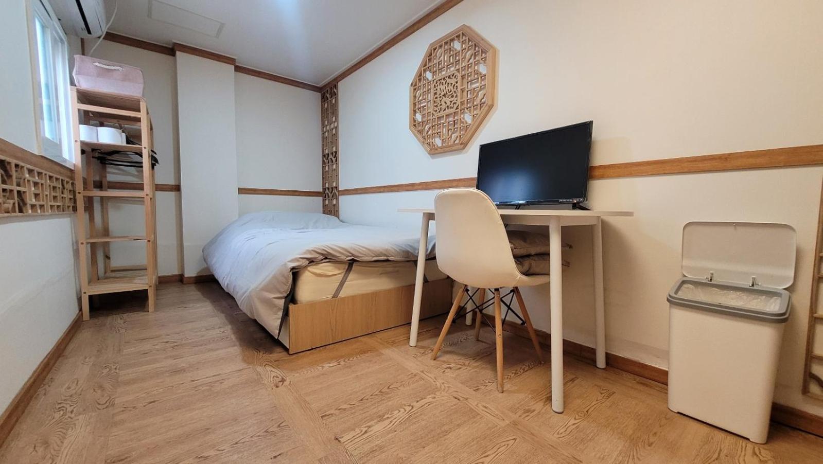Huesik Guesthouse