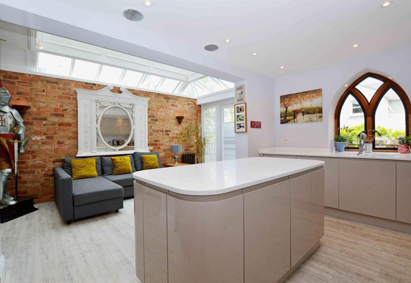 orwell villa elegant period 5 bed close to town sleeps 15 view 5