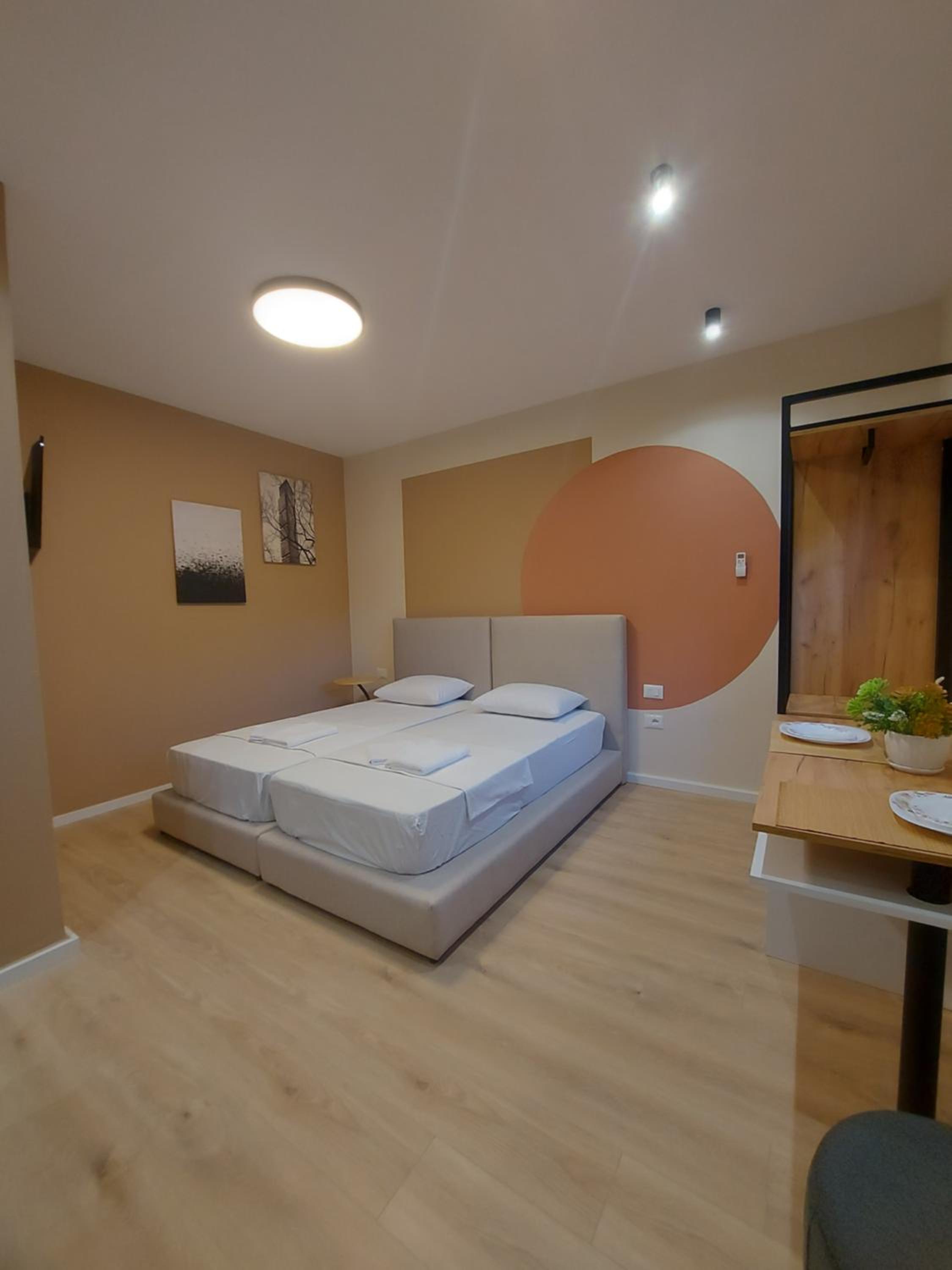 Center Cozy Nest