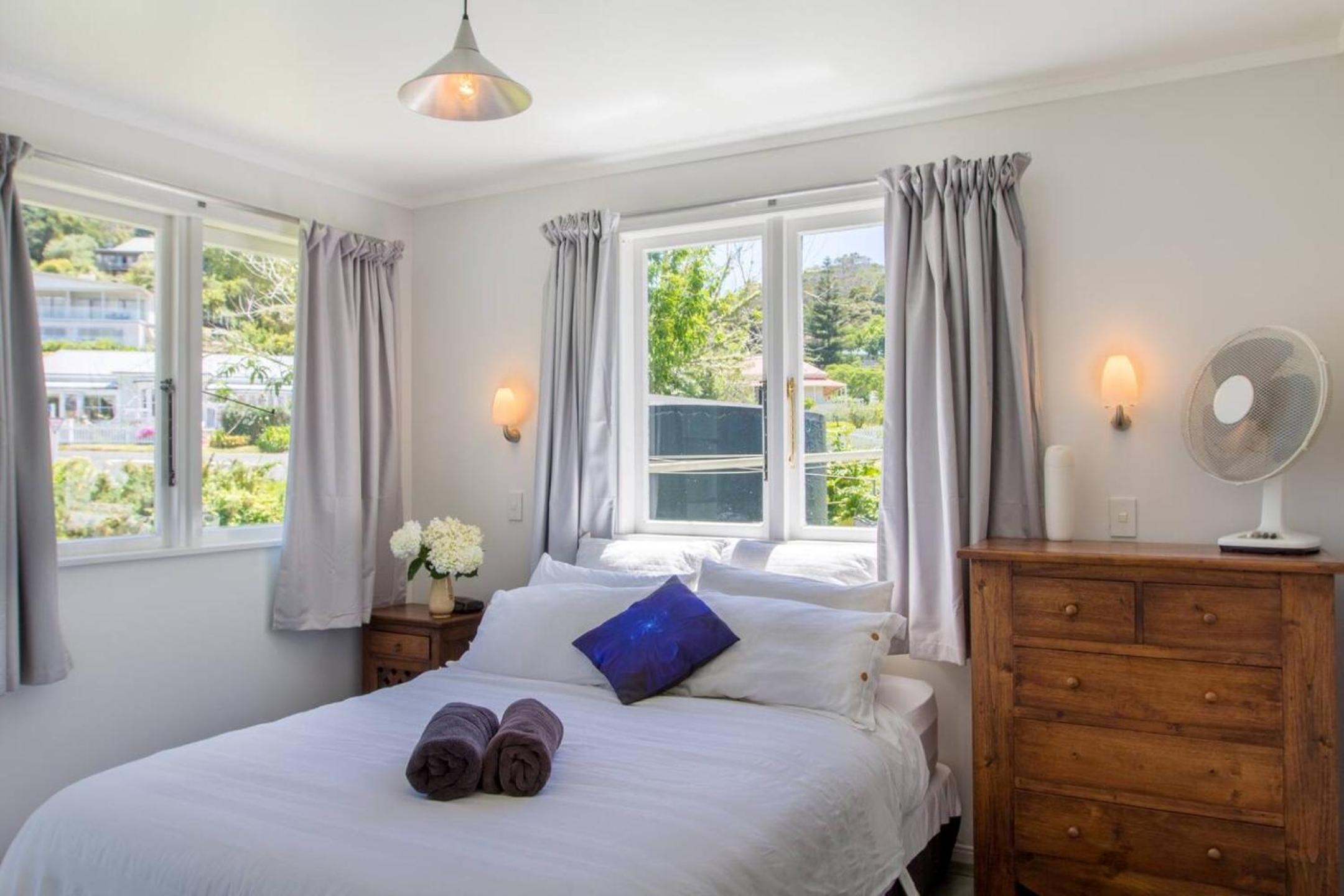The Nest Russell Waterfront Central Cottage view 4