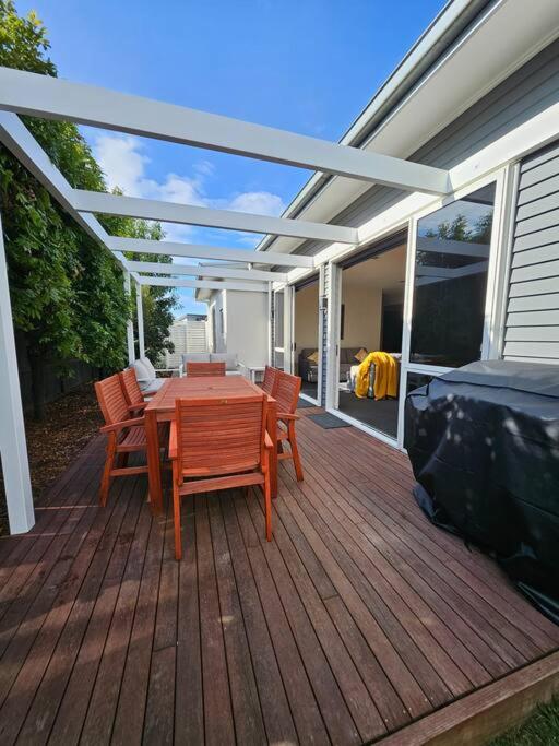 Golden Sands Beachside Cottage