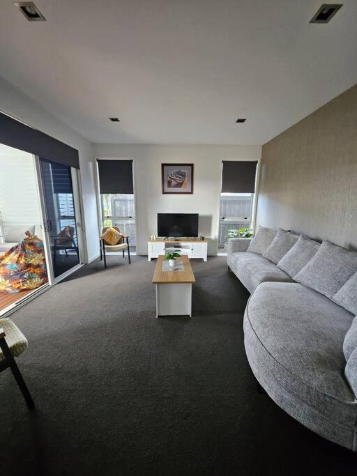 Golden Sands Beachside Cottage