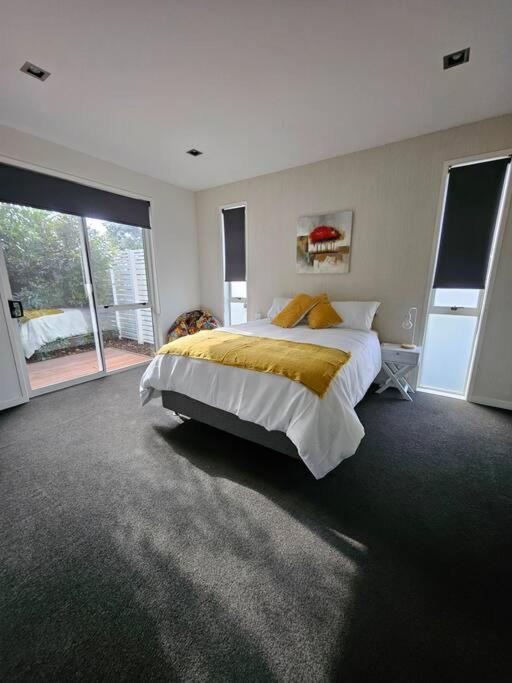 Golden Sands Beachside Cottage