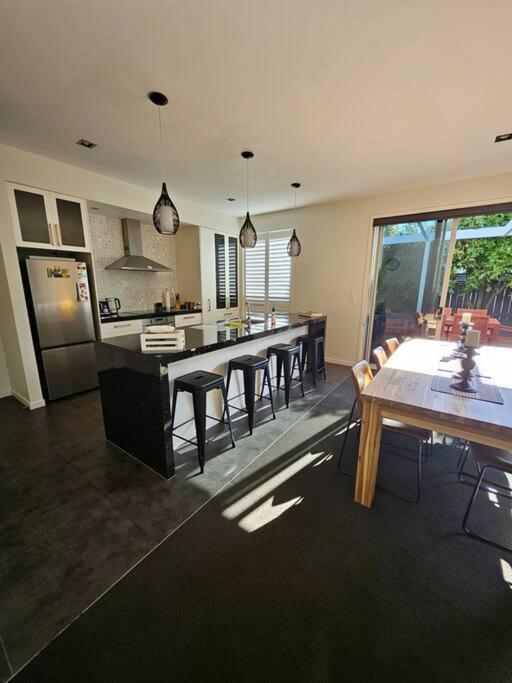 Golden Sands Beachside Cottage