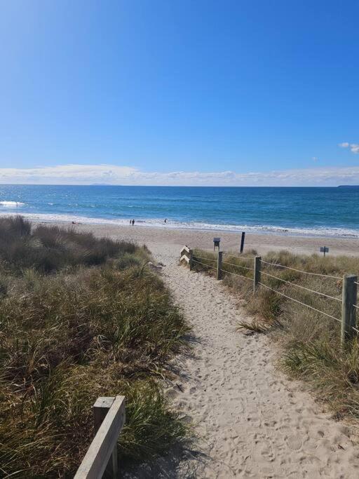 Golden Sands Beachside Cottage