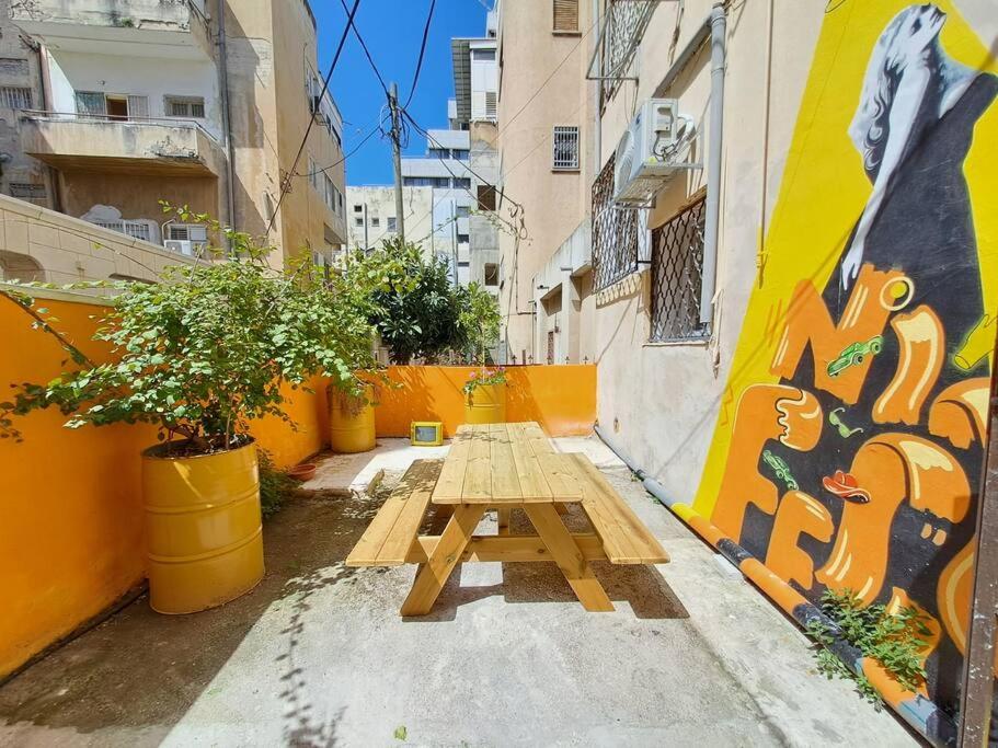 Fellini Fortunella terrace (talpiot)