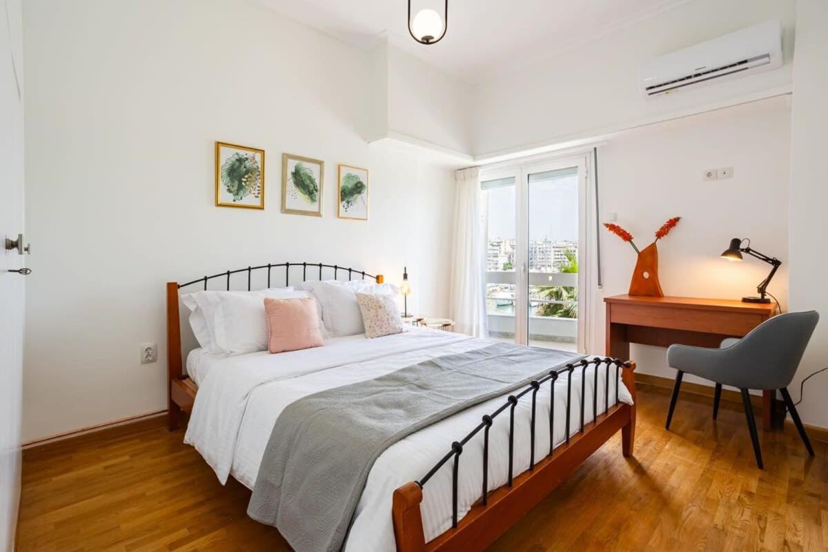 Athens Luxury Getaway - Pasalimani City Oasis photo 2