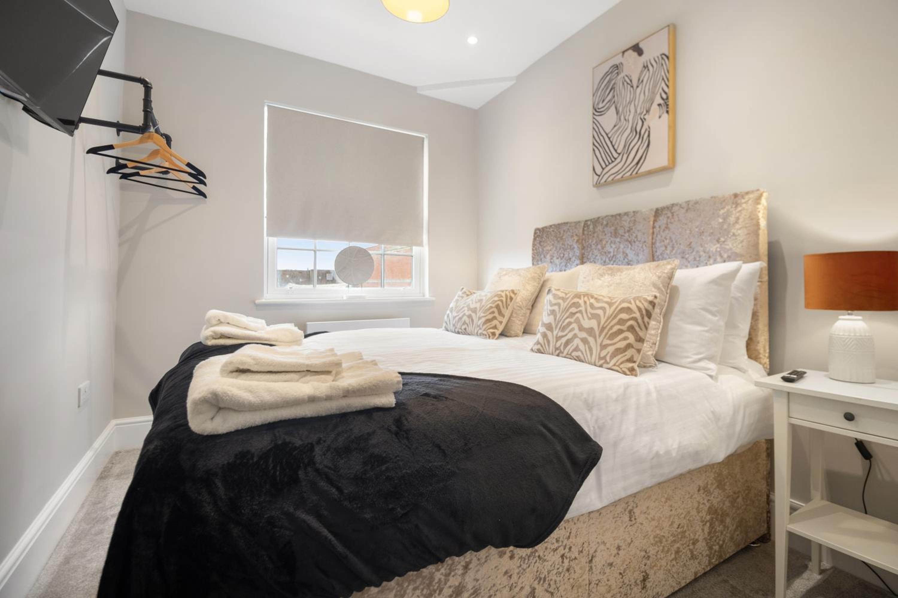 WhiskAwayStays - Victoria House - Apartment 6 view 4