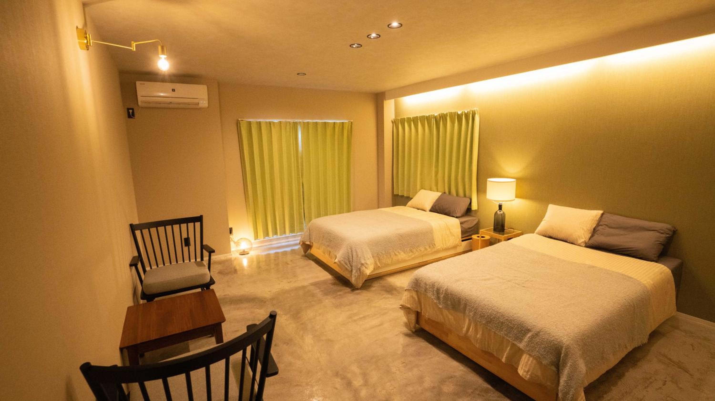 Hotel Re:Plug