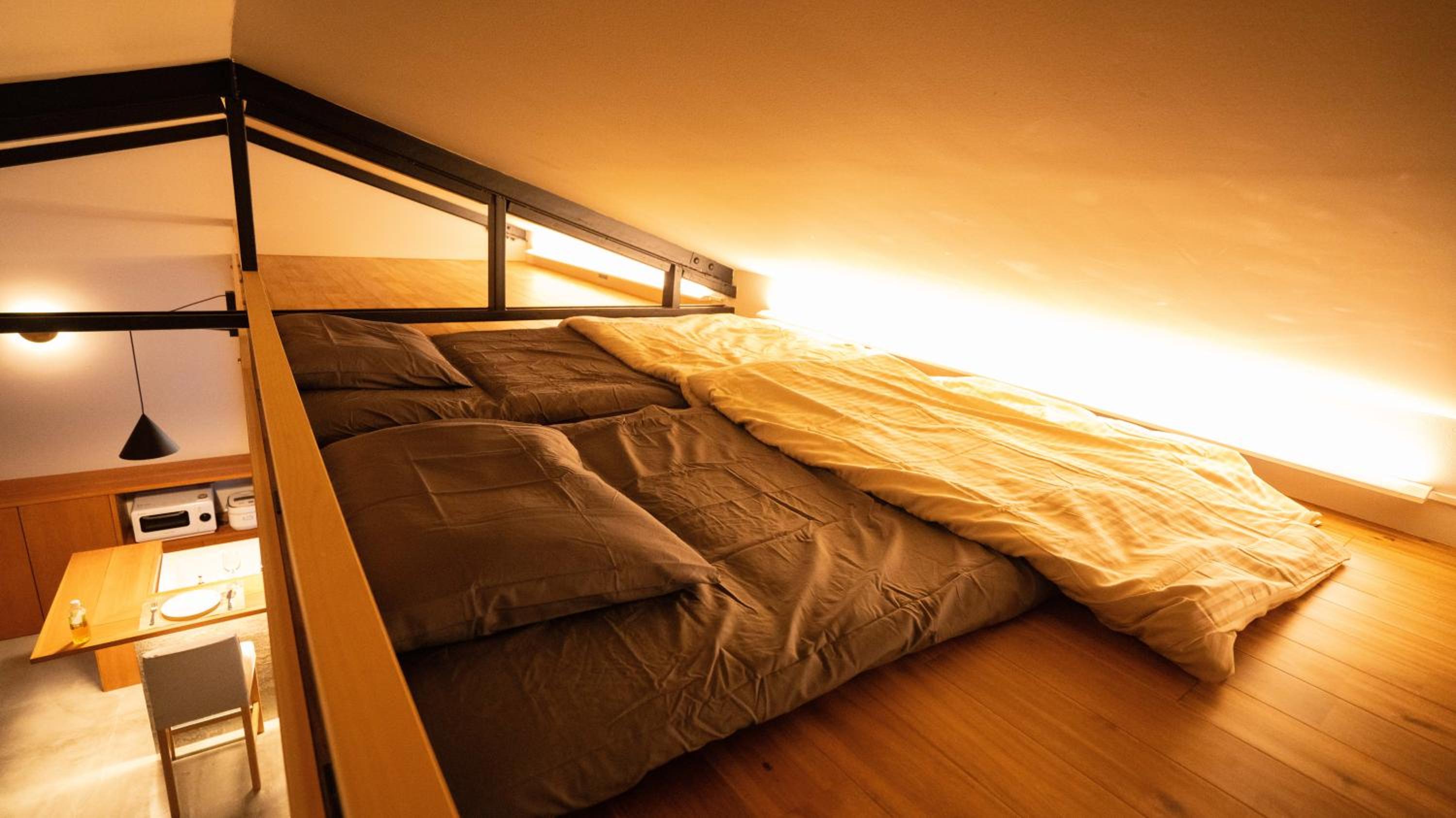 Hotel Re:Plug