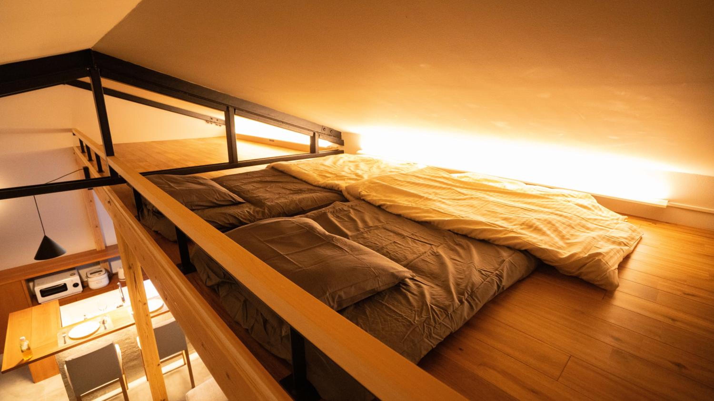 Hotel Re:Plug