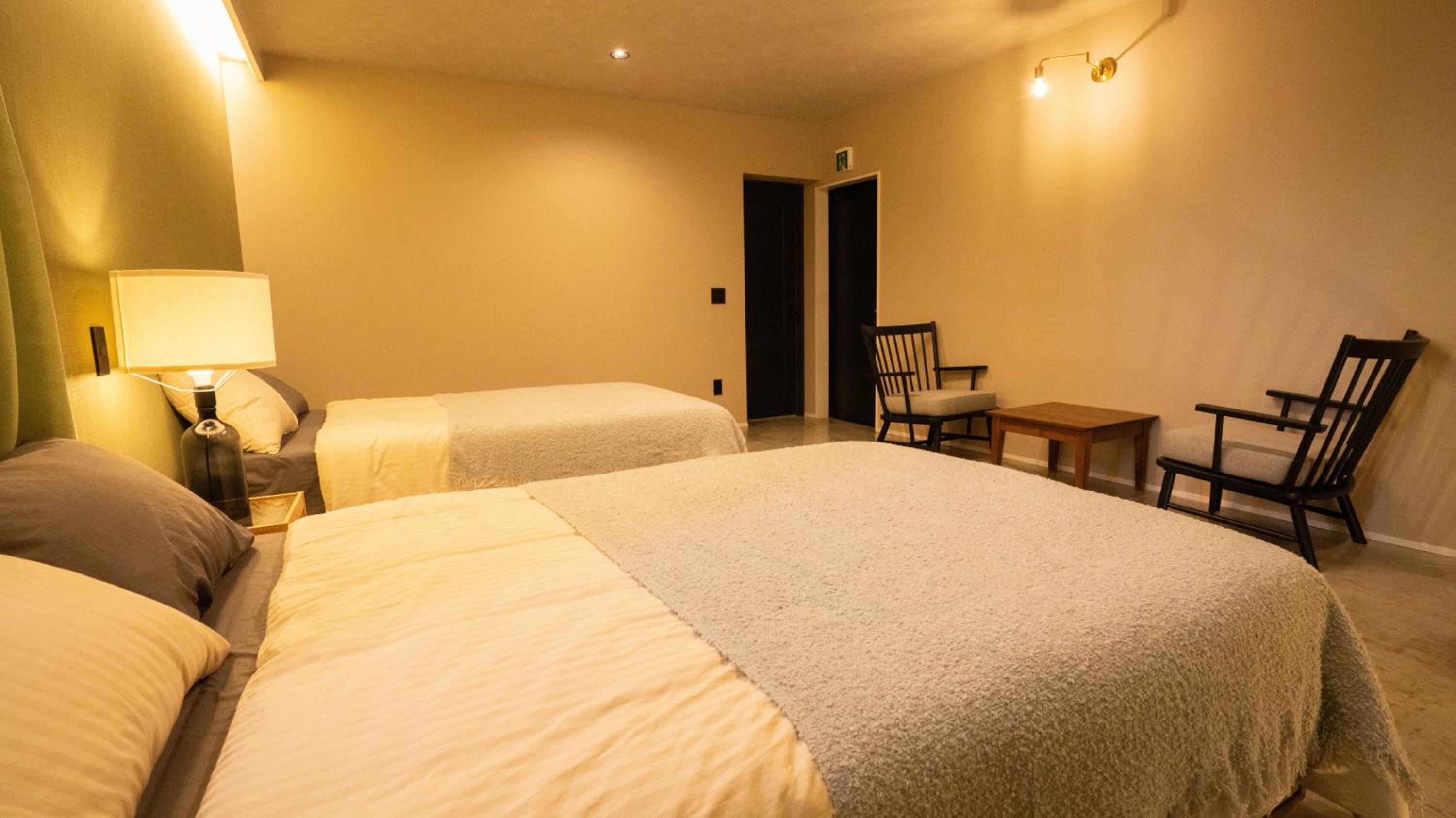Hotel Re:Plug