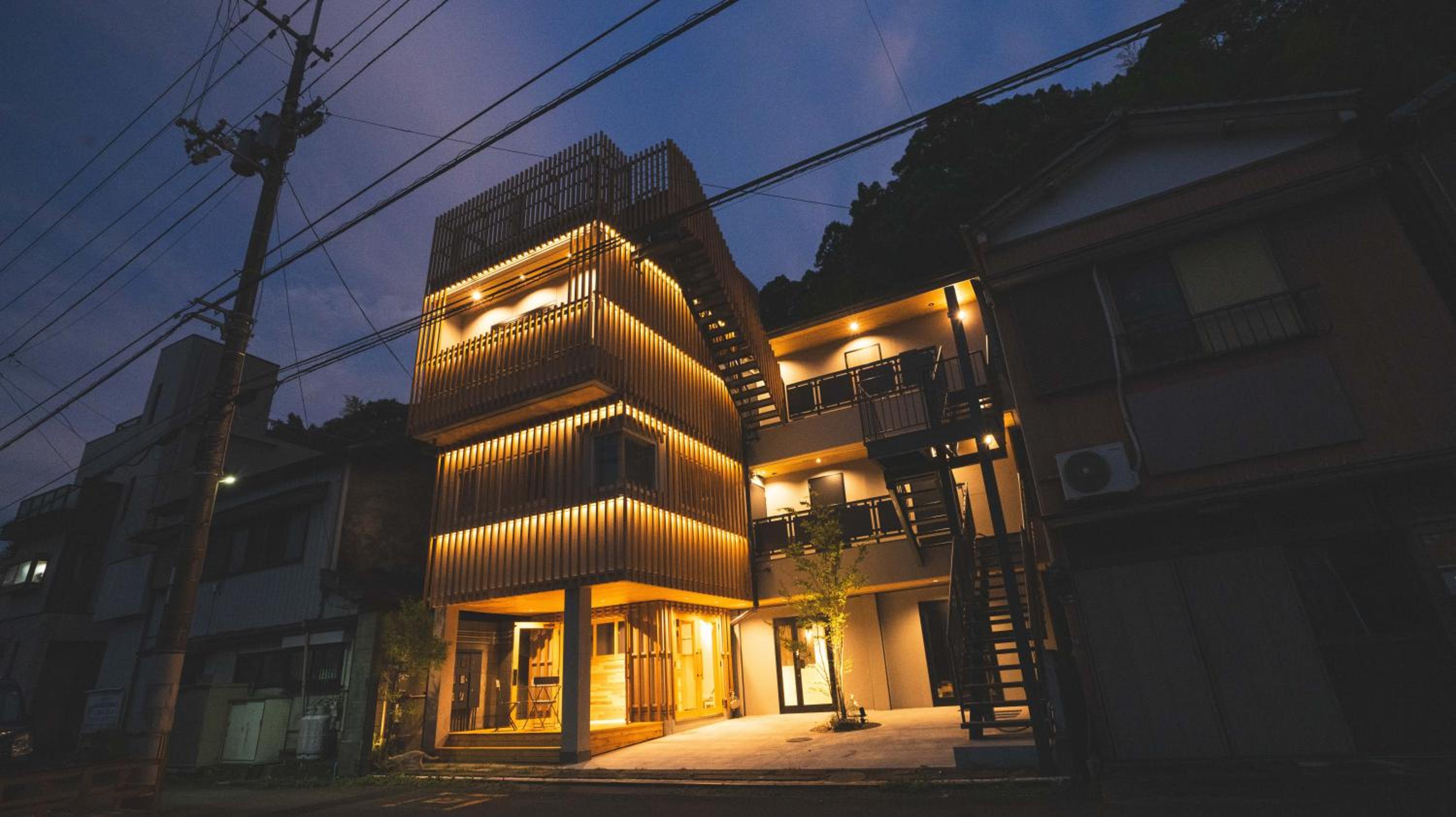 Hotel Re:Plug
