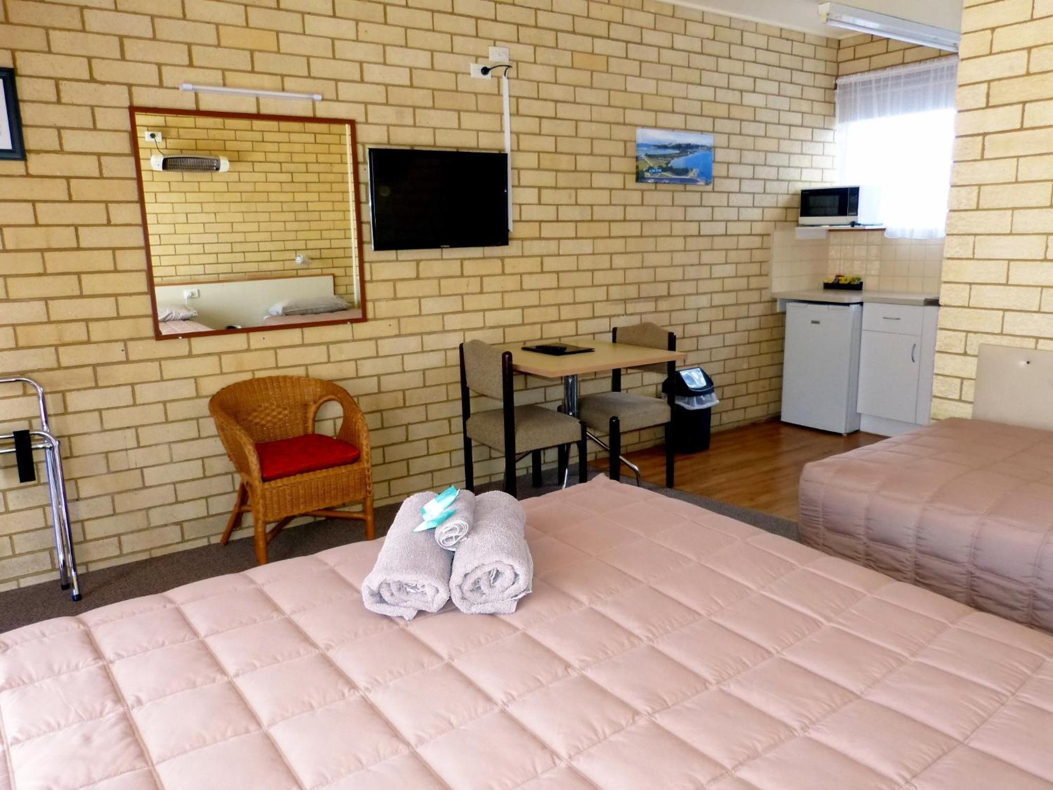 Coastal Comfort Motel