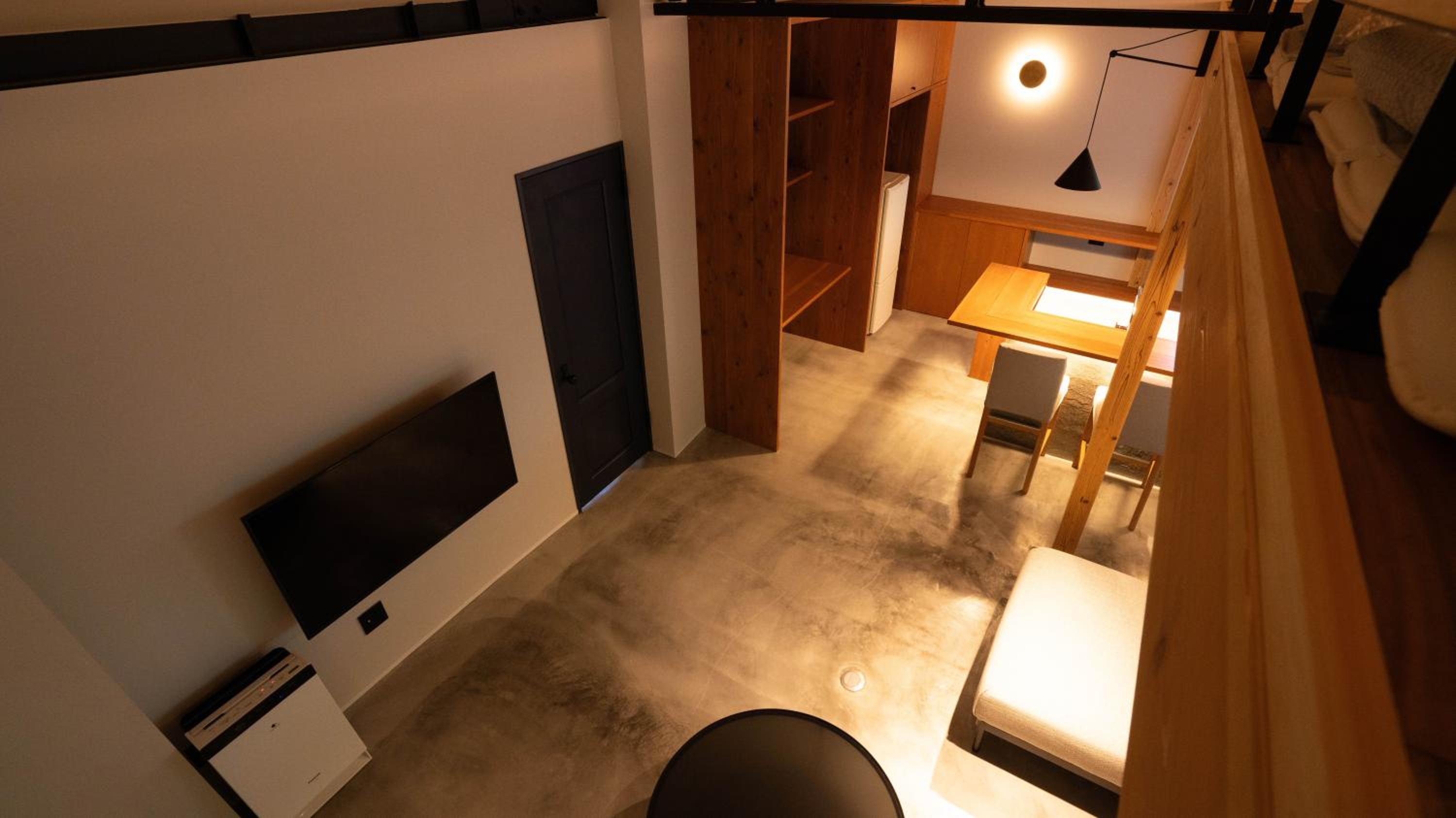 Hotel Re:Plug
