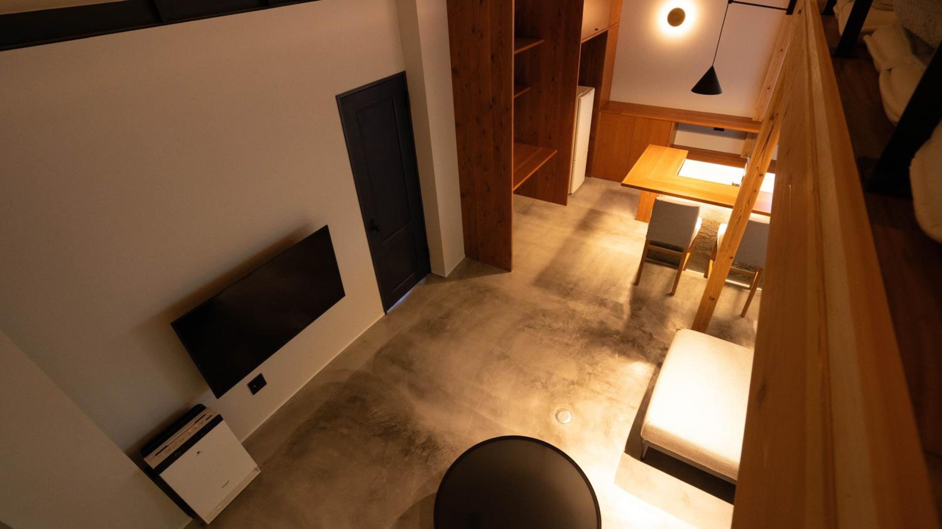 Hotel Re:Plug