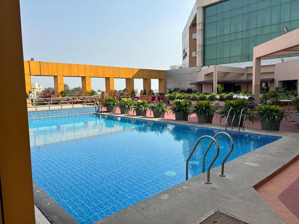 Hotel the Plaza — photo 20