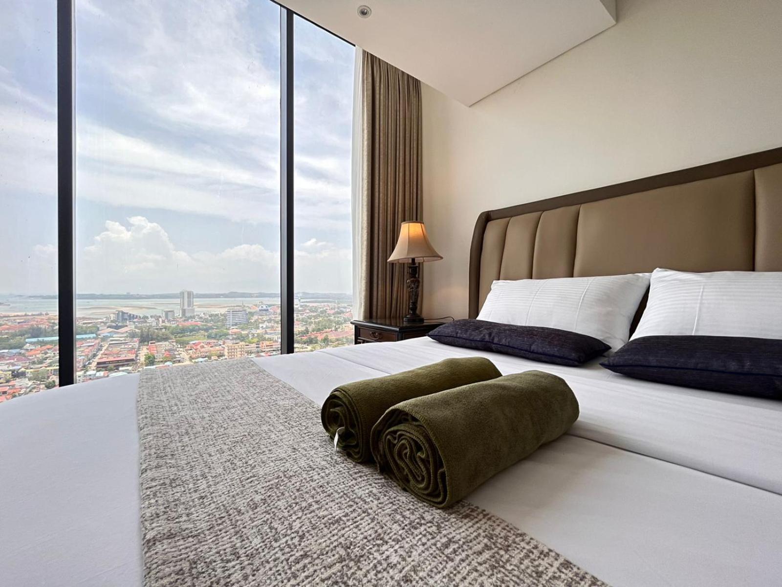 Flysleep Apartemen Pollux Habibie Batam 1BR Sea View n City view 5