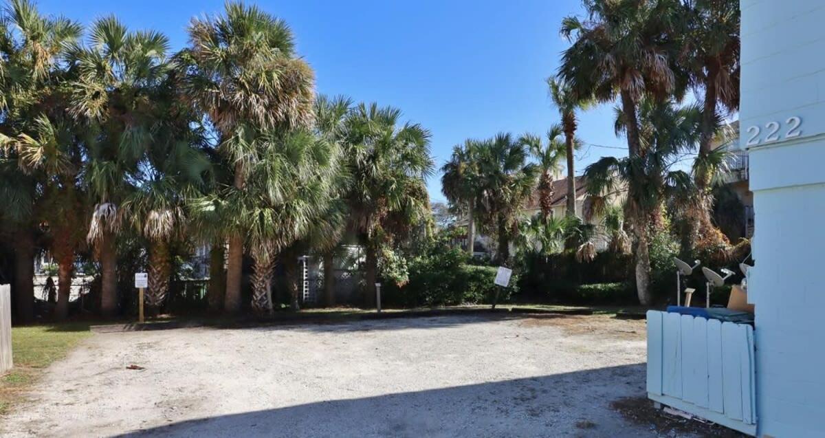 Cozy 1BR Beach Hideaway - One block to beach view 3