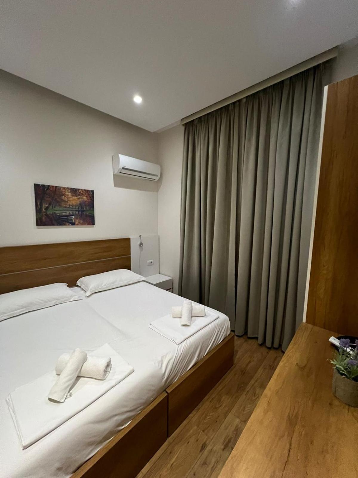 Urban Room 2