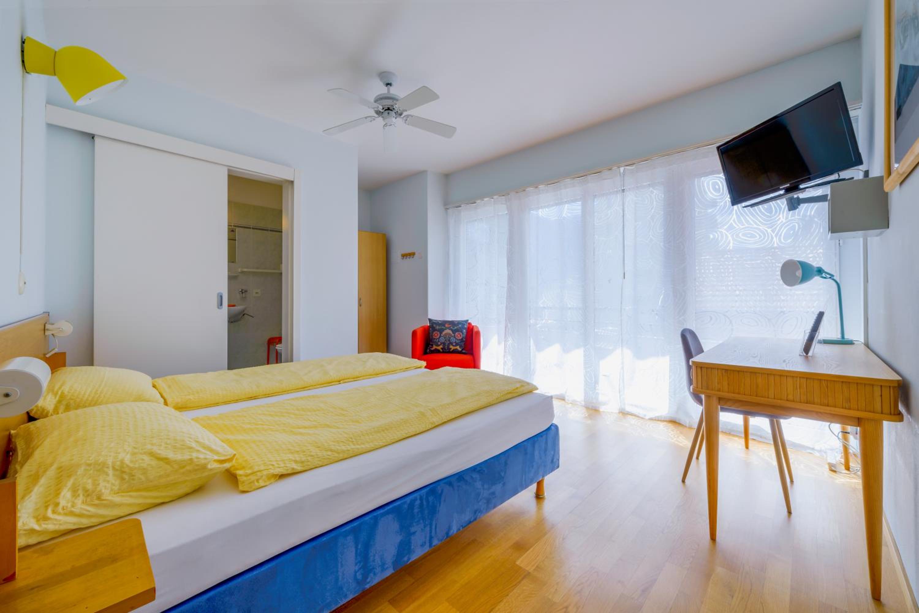 Hotel Atlantico self check-in - Image 1