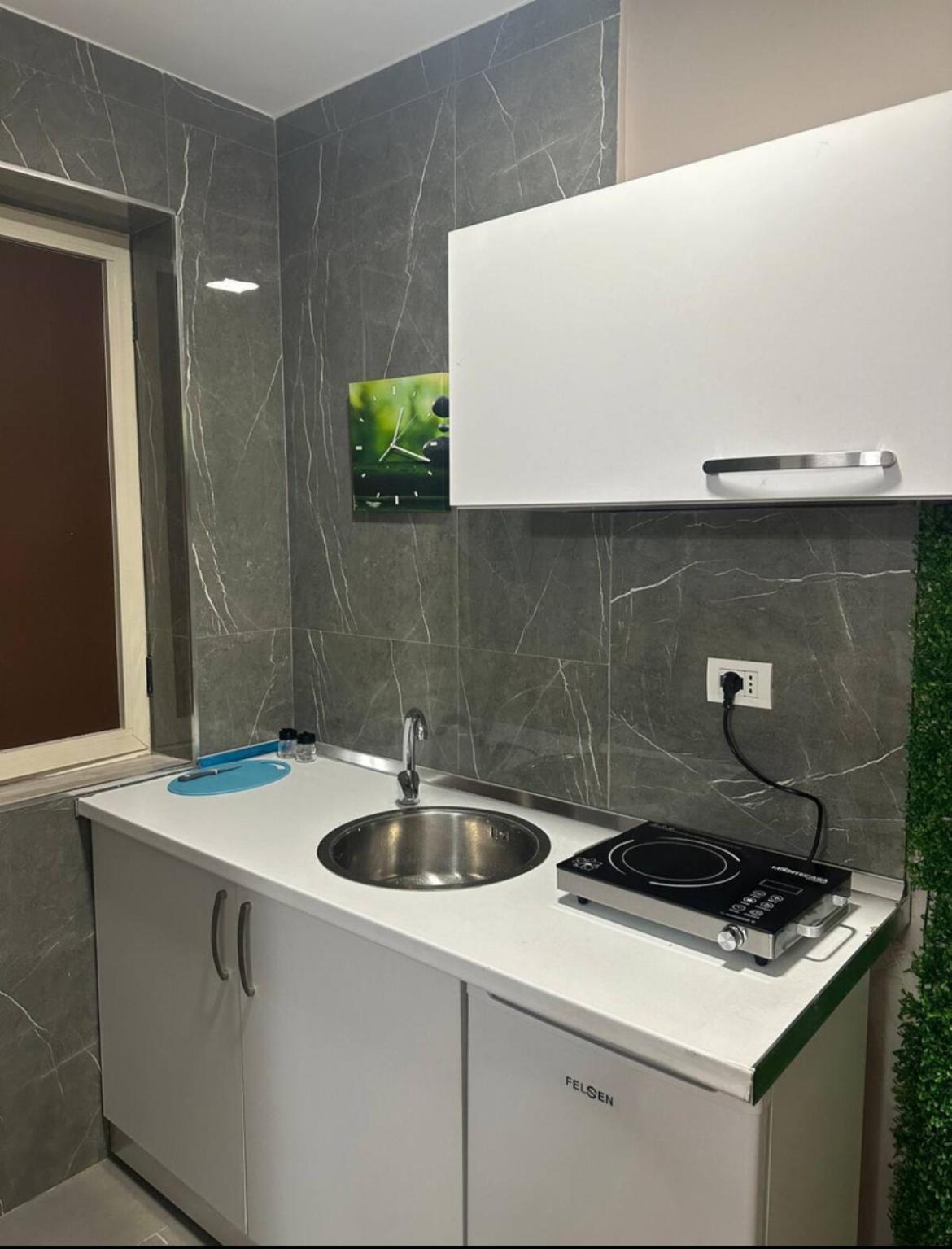 Bllok: Central Cozy Stay, 24/7 Self Check-in