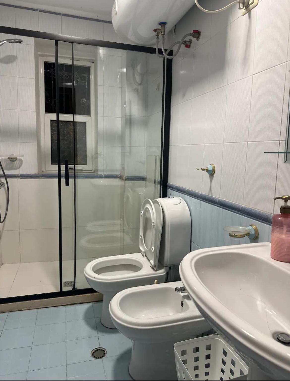Bllok: Central Cozy Stay, 24/7 Self Check-in