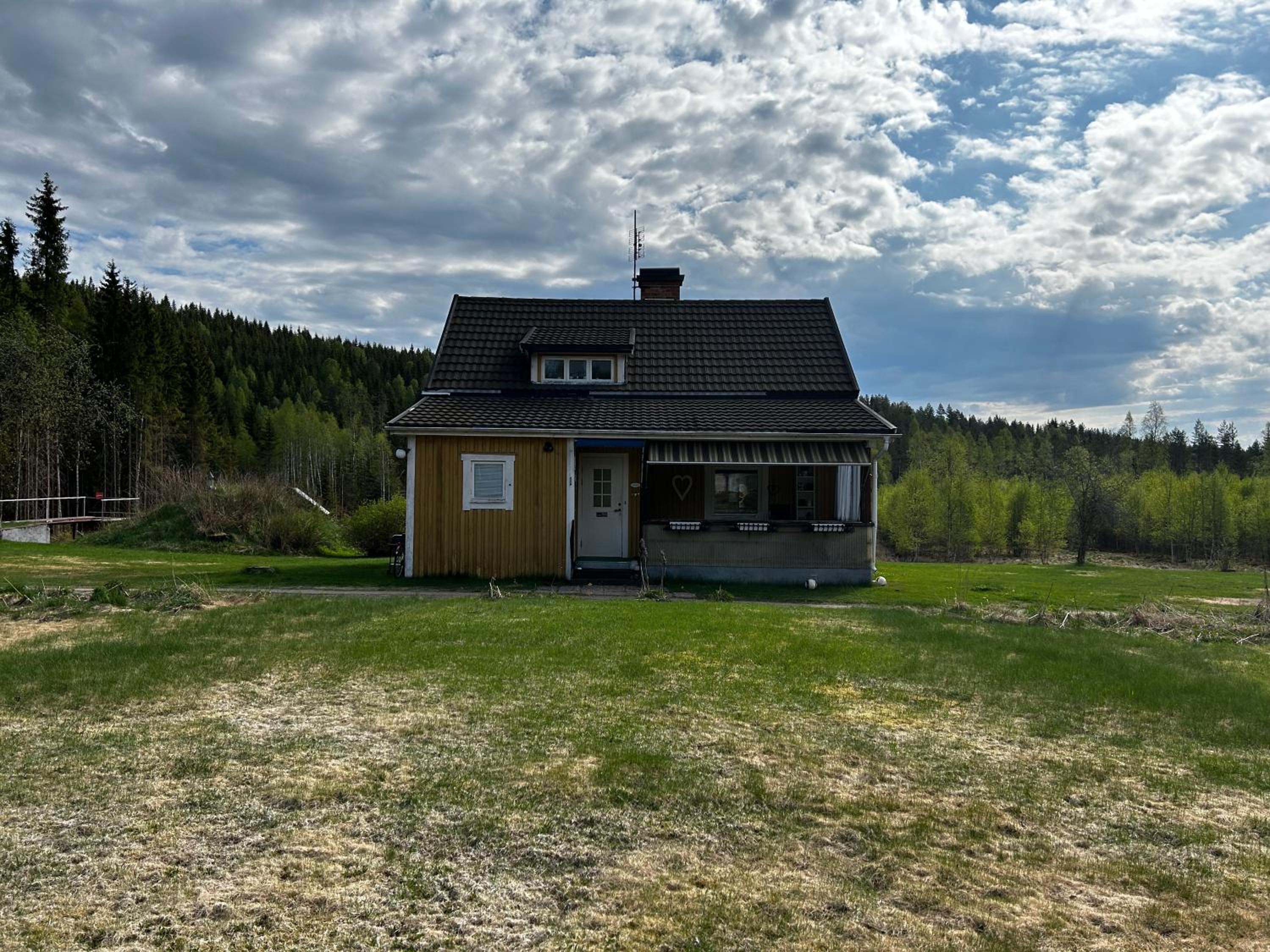Åsmyragård