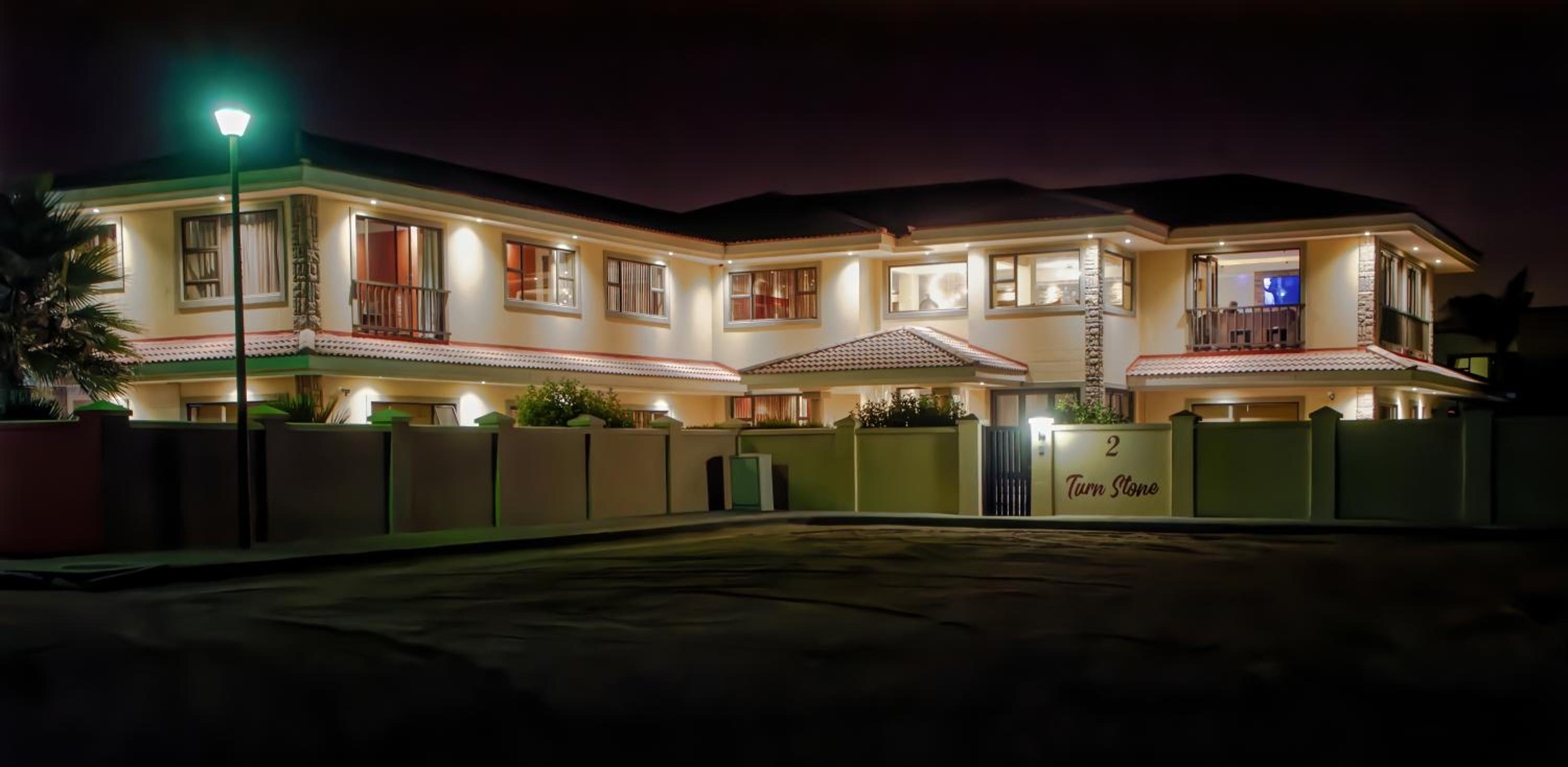 Palazzo Gardens -Self catering Guesthouse view 2