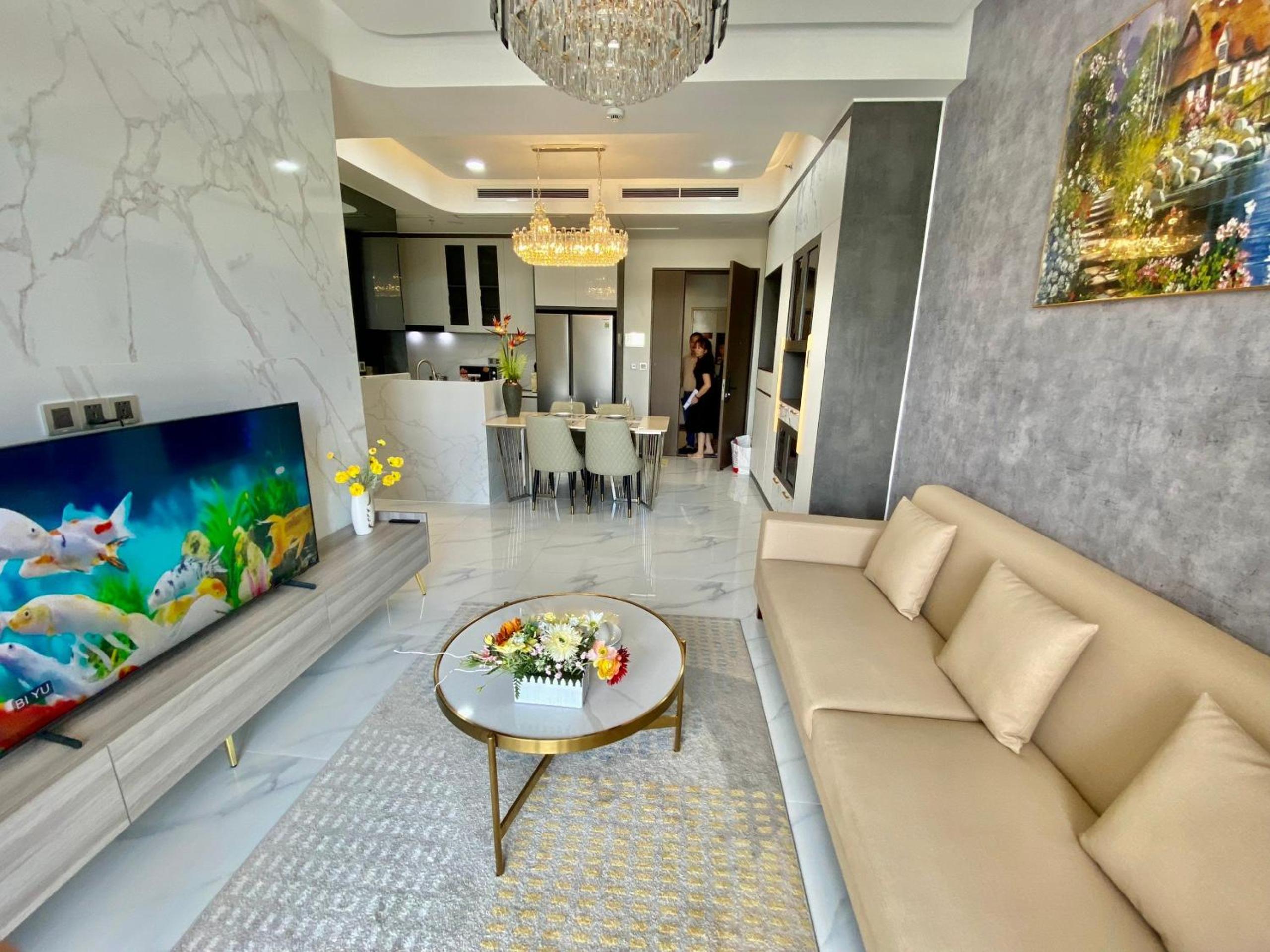 Midtown The Signature ,Apartment A1204 River View and balcony