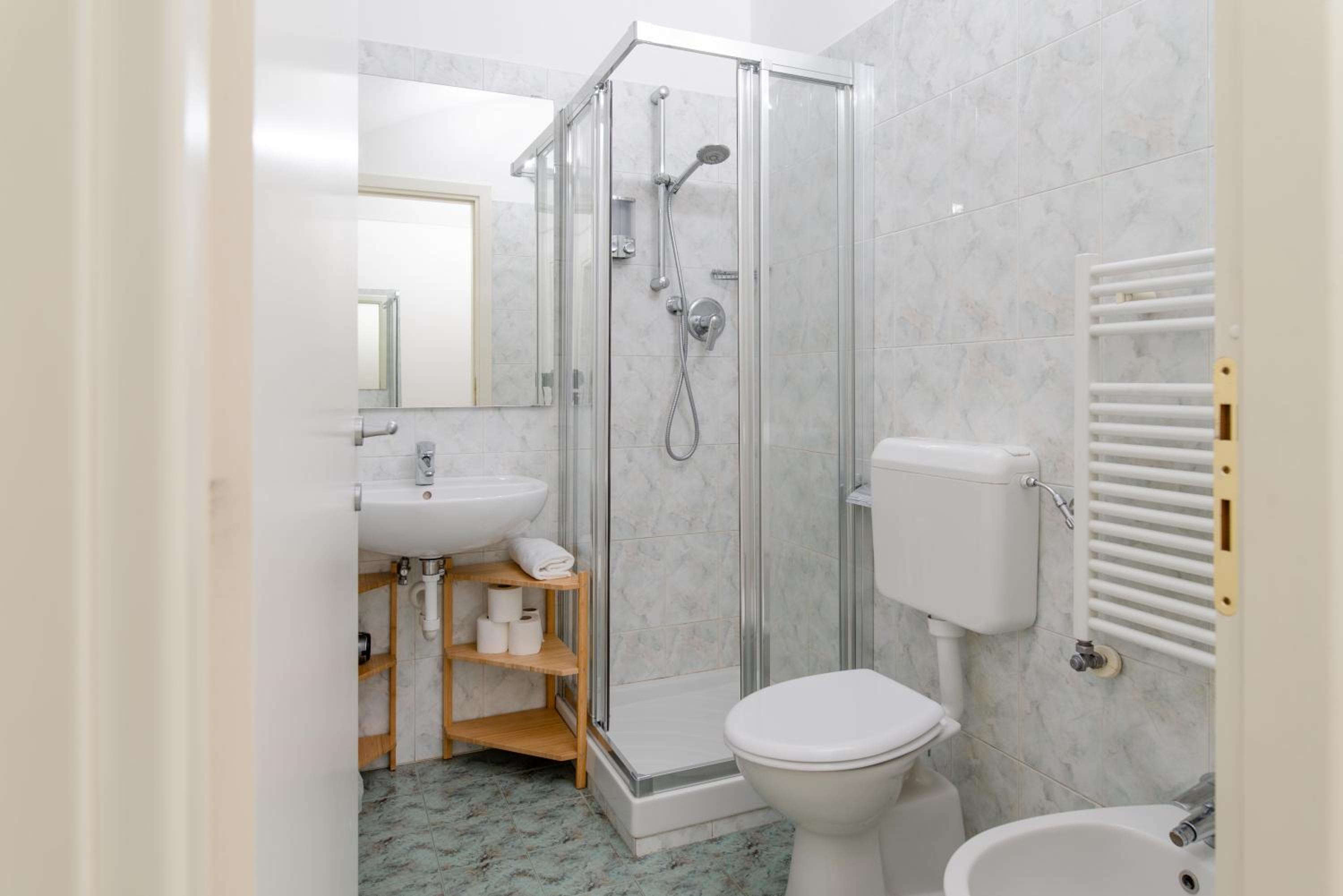 Corte d'Appello Rooms by Toh Solution view 5